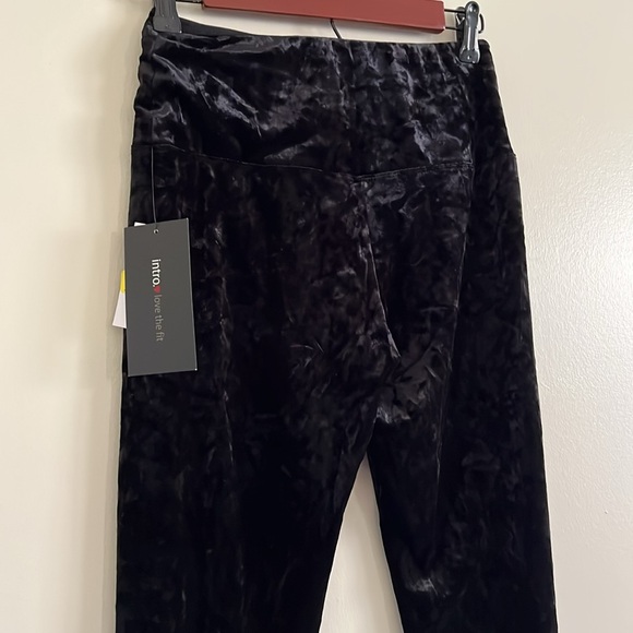 🆕 Intro Love The Fit Velvet Stretch Leggings - Picture 9 of 13